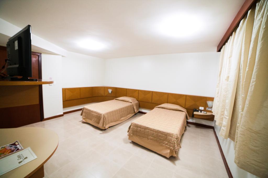 Copas Executive Hotel Cascavel  Eksteriør billede