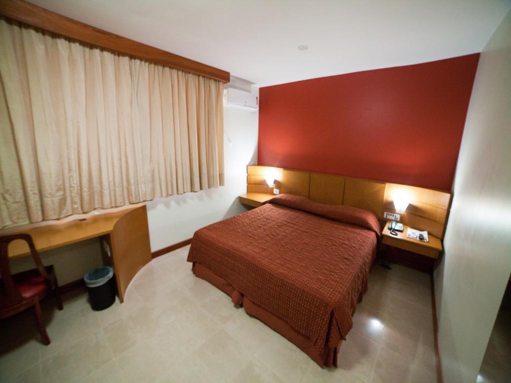 Copas Executive Hotel Cascavel  Eksteriør billede
