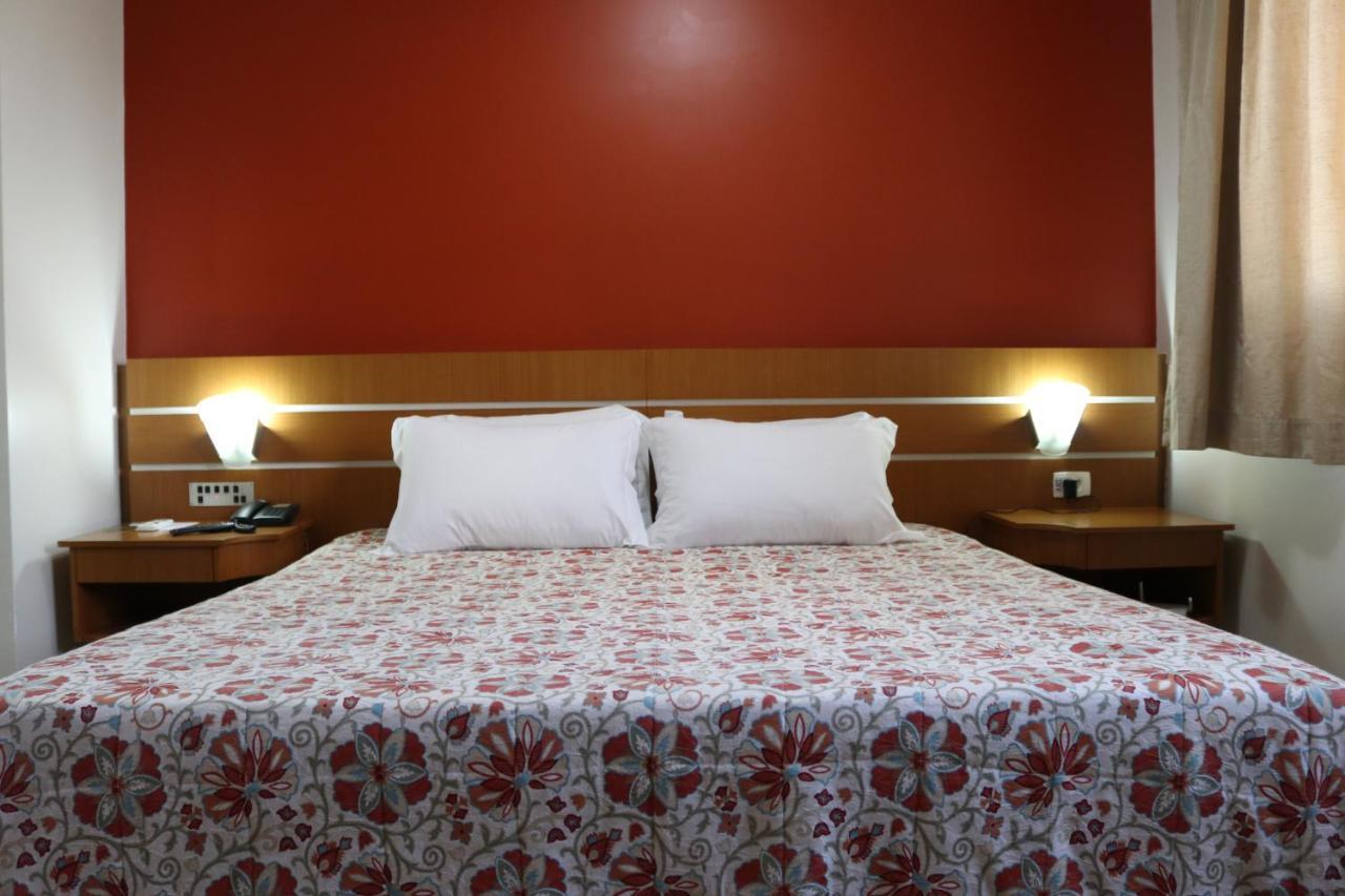 Copas Executive Hotel Cascavel  Eksteriør billede